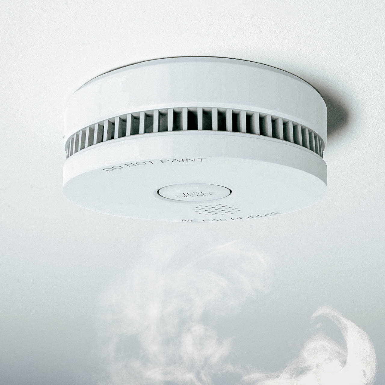 Battery Operated Smoke Alarm Battery Operated Smoke Alarm